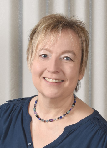 Birgit Pries, Heilpraktikerin