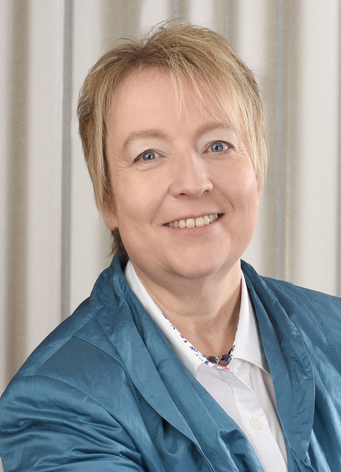 Birgit Pries, Heilpraktikerin